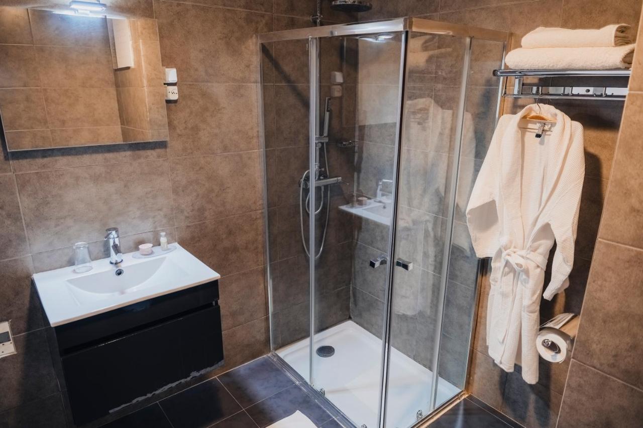 Hotel Nina Ντακάρ Εξωτερικό φωτογραφία