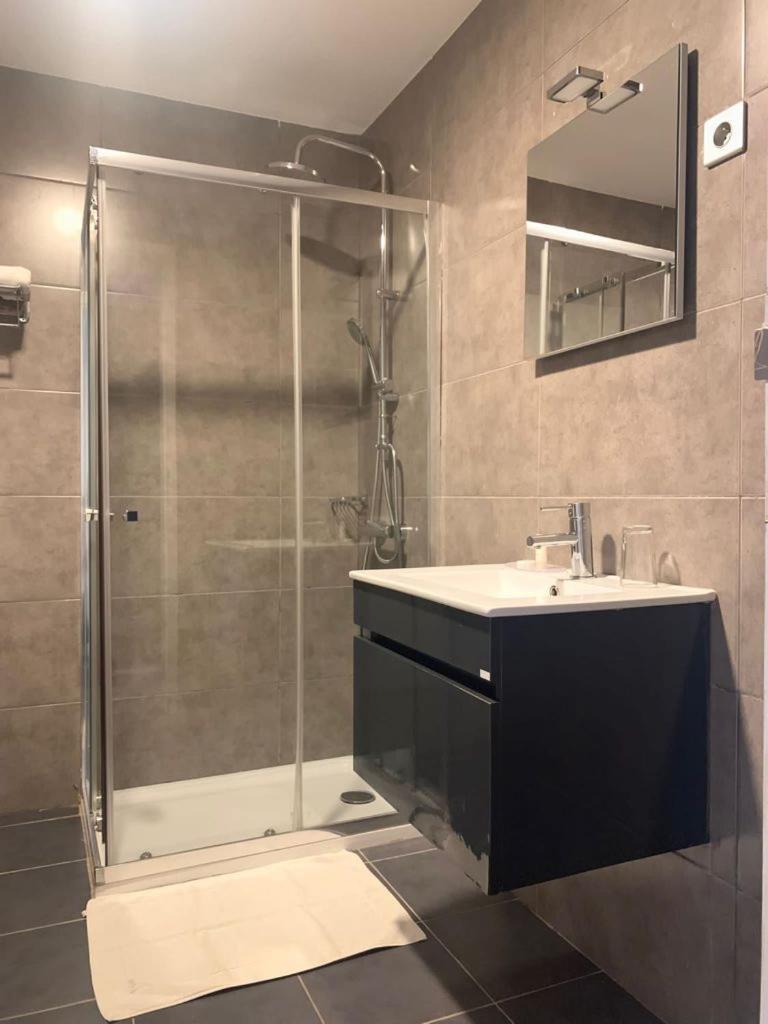 Hotel Nina Ντακάρ Εξωτερικό φωτογραφία